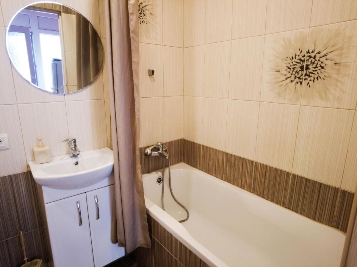 Світло Цілодобово Apartments In The City Center Lviv Eksteriør bilde